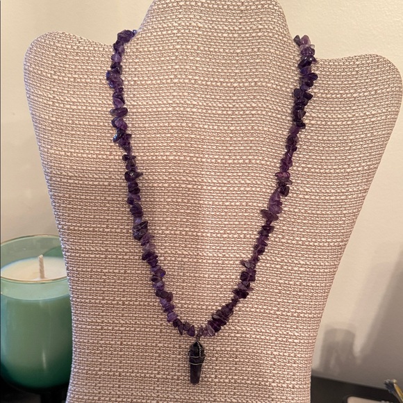Jewelry - amethyst chip necklace with a crystal point pendant.